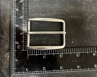 Heel bar buckle fits 1.25" wide belts or animal collars