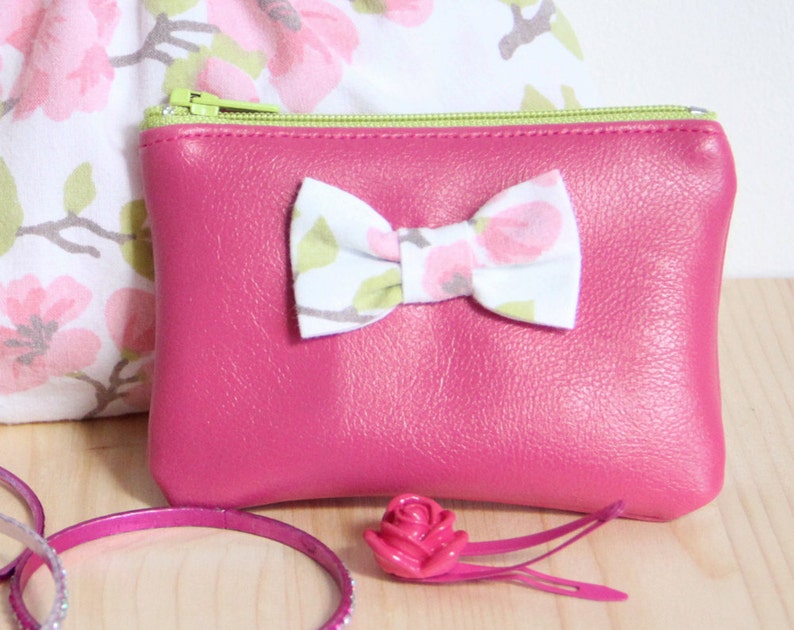 Pink Faux Leather Girl Wallet // Lime green zipper // Pop Retro Sixties // Vintage Flowers Fabric // Child Birthday Christmas Gift // PME6 image 1