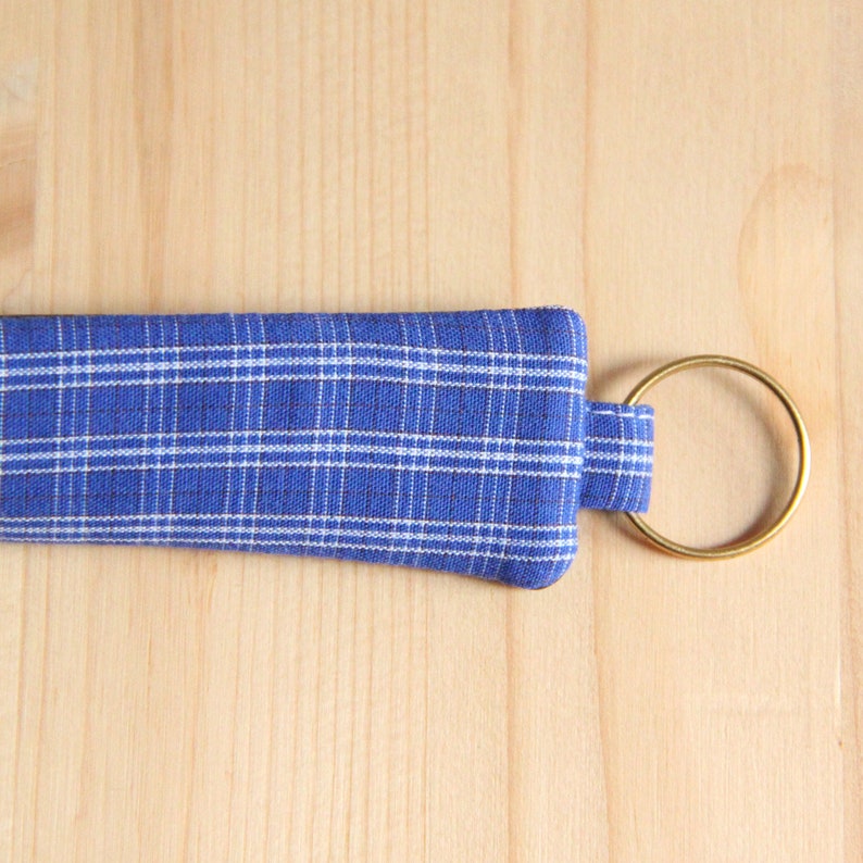 Black recycled leather keychain with red plaid checks / Personalizable men keychain / Personalized Christmas gift / Fathers day gift image 3