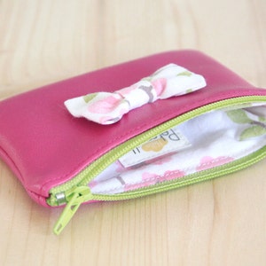 Pink Faux Leather Girl Wallet // Lime green zipper // Pop Retro Sixties // Vintage Flowers Fabric // Child Birthday Christmas Gift // PME6 image 2