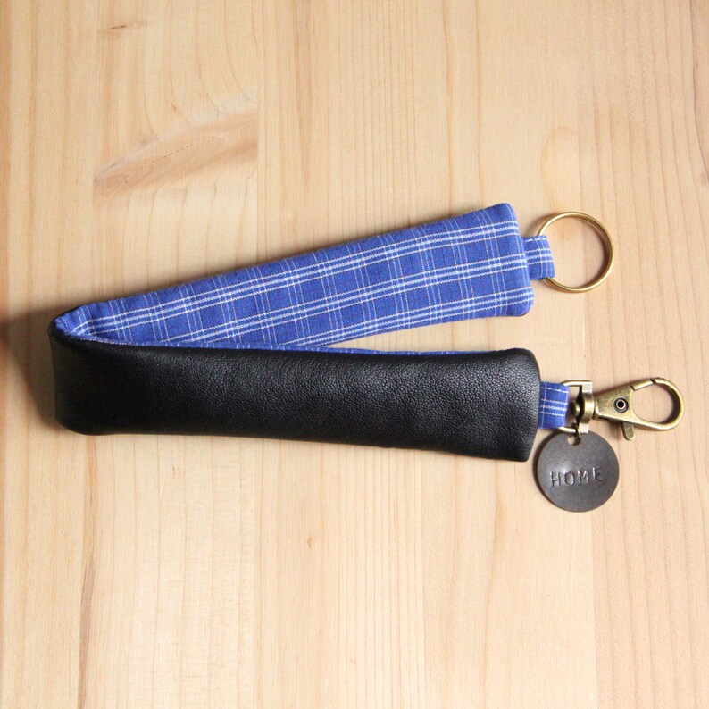 Black recycled leather keychain with red plaid checks / Personalizable men keychain / Personalized Christmas gift / Fathers day gift image 1