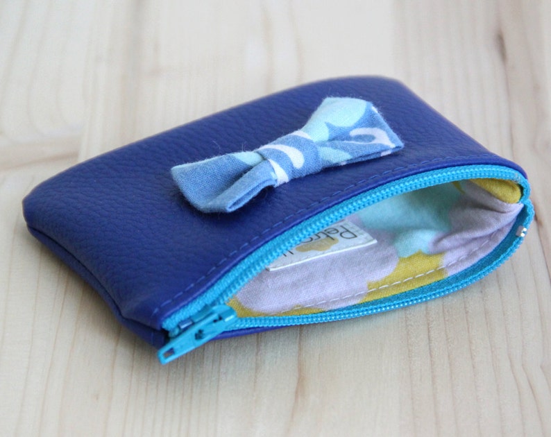 Royal Blue and Turquoise Girl change Wallet // Faux Leather // Pop Retro Knot // Vintage Fabric // Kid Teen Christmas Gift // PME8 image 3