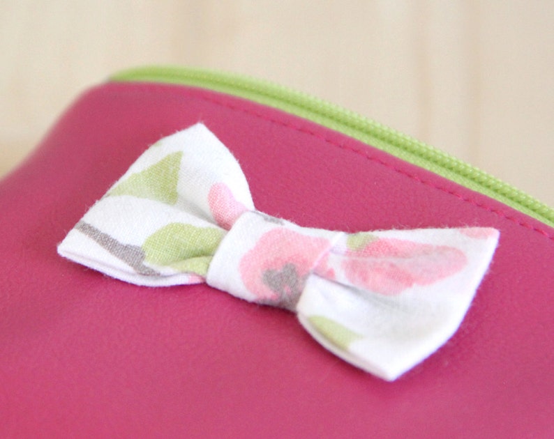 Pink Faux Leather Girl Wallet // Lime green zipper // Pop Retro Sixties // Vintage Flowers Fabric // Child Birthday Christmas Gift // PME6 image 3