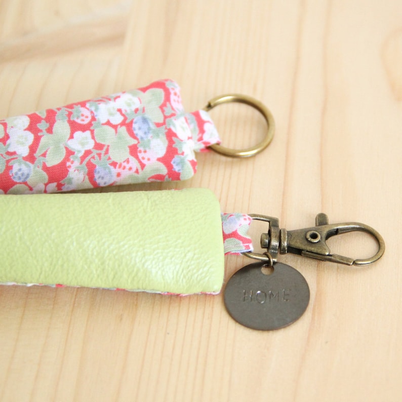 Lime Green Recycled Leather Keychain Strawberry Woman Keyring Message Customizable Keyring Mother Student Personalized Gift PCF19