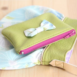 Lime Green Faux Leather Girl Wallet // Purple zipper // Pop Knot // Vintage Flowers Fabric // Kid Child Birthday Christmas Gift // PME12 image 4