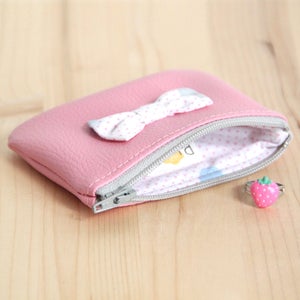 Cartera de los niños rosas / billetera rosa pálida / cartera de la niña / cartera del corazón / burla de cuero rosa / regalo del niño