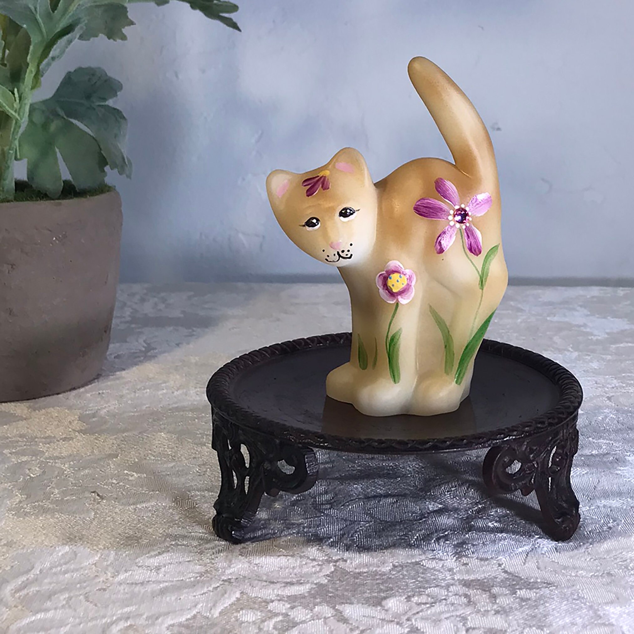 Fenton Art Glass Autumn Gold Scaredy Cat 