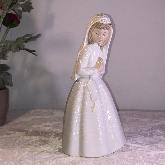 Vintage Lladro NAO Daisa First Communion Girl Praying Quinceanera Figurine