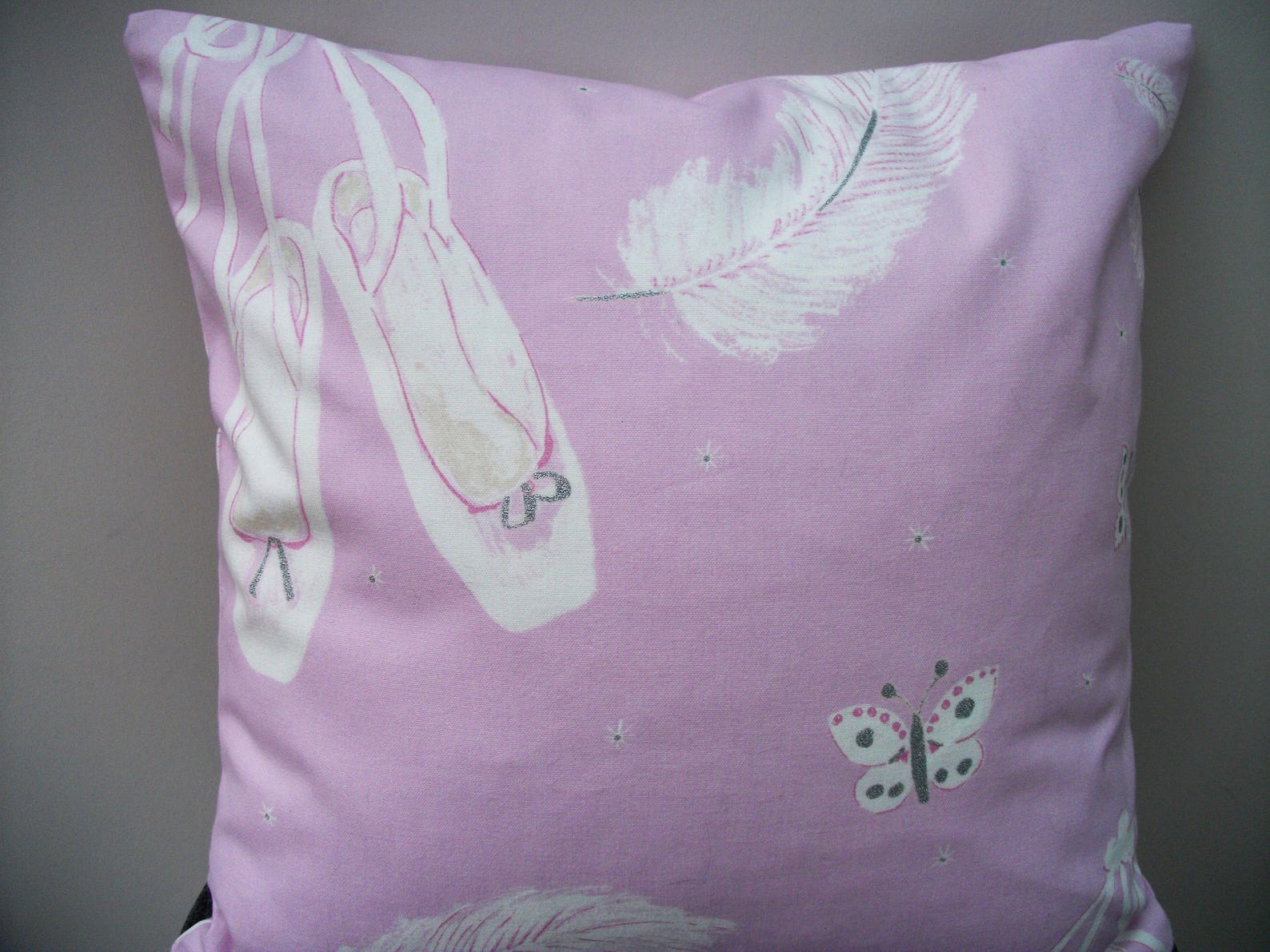 ballerina cushion cover, ballerina pillow, ballet dancer gift, ballerina gift, ballet decor, gift for her, gift for ballet lover