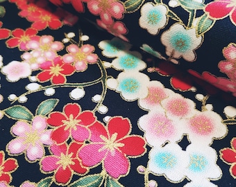 Tela de algodón con estampado floral de flor de cerezo negra, colección japonesa, 150 cm de ancho x 50 cm de largo.