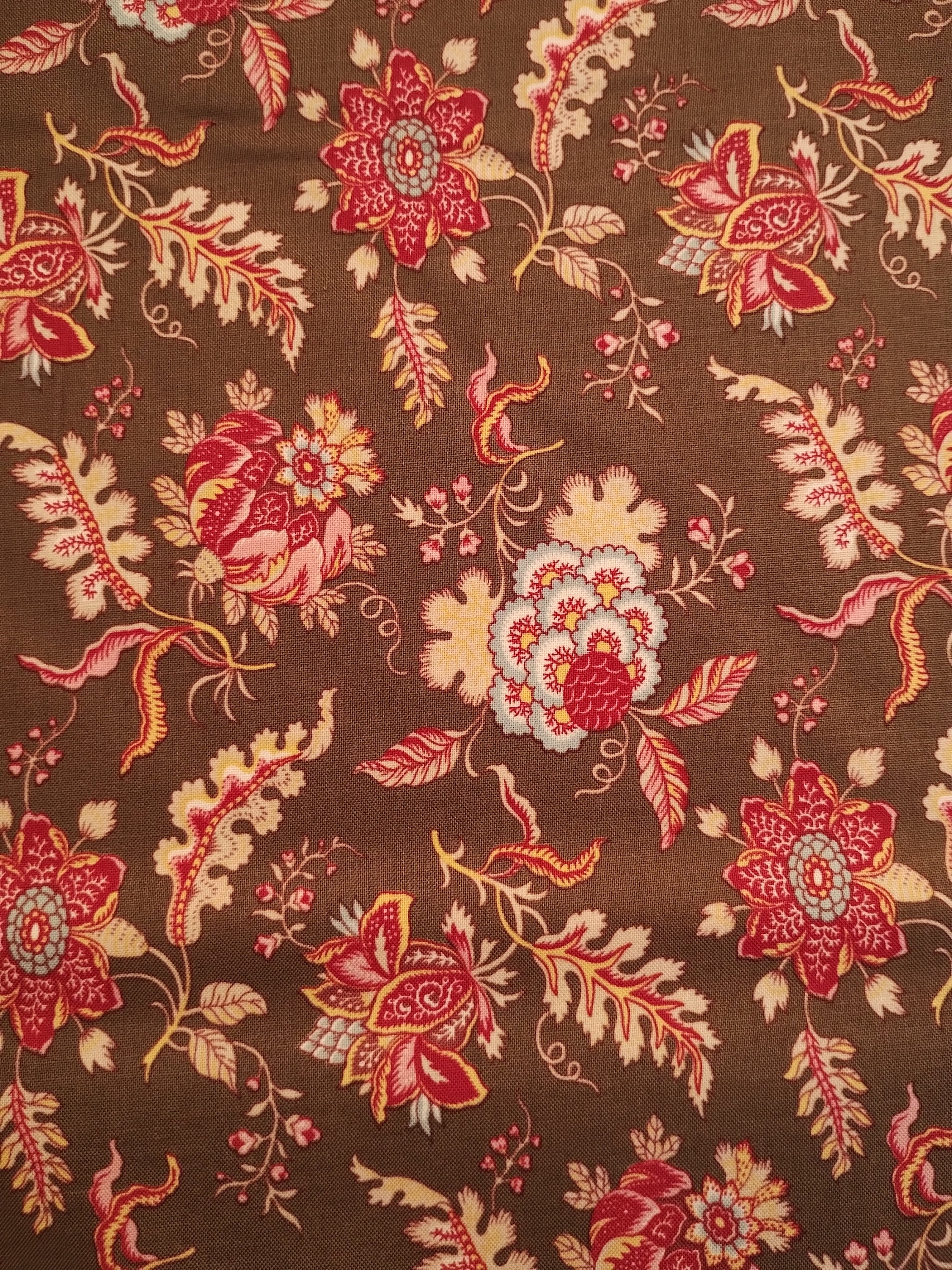 Dutch Heritage Cotton Fabric for Patchwork Quilting DHER 1022 BROWN per ...