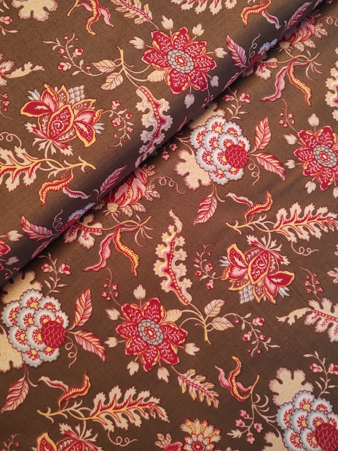 Dutch Heritage Cotton Fabric for Patchwork Quilting DHER 1022 BROWN per ...