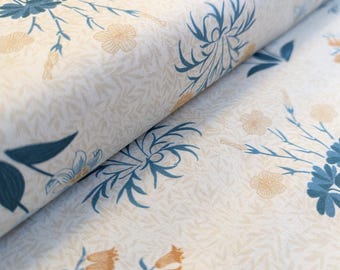 William Morris Lilly from Kelmscott Garden V&A Quilting Dressmaking Cotton Fabric per 50cm