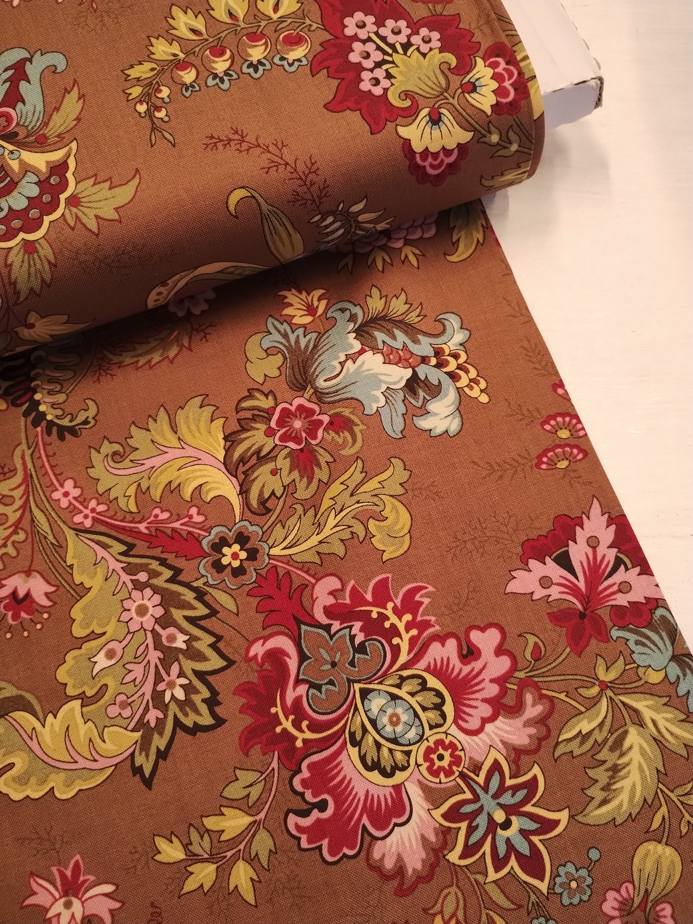 Dutch Heritage Floral Cotton Fabric, Brown Pompadour Print, Quilting ...