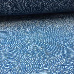 Traditional Japanese Blue Waves Homespun Print Linen on Cotton Fabric per 50cm 88333 23