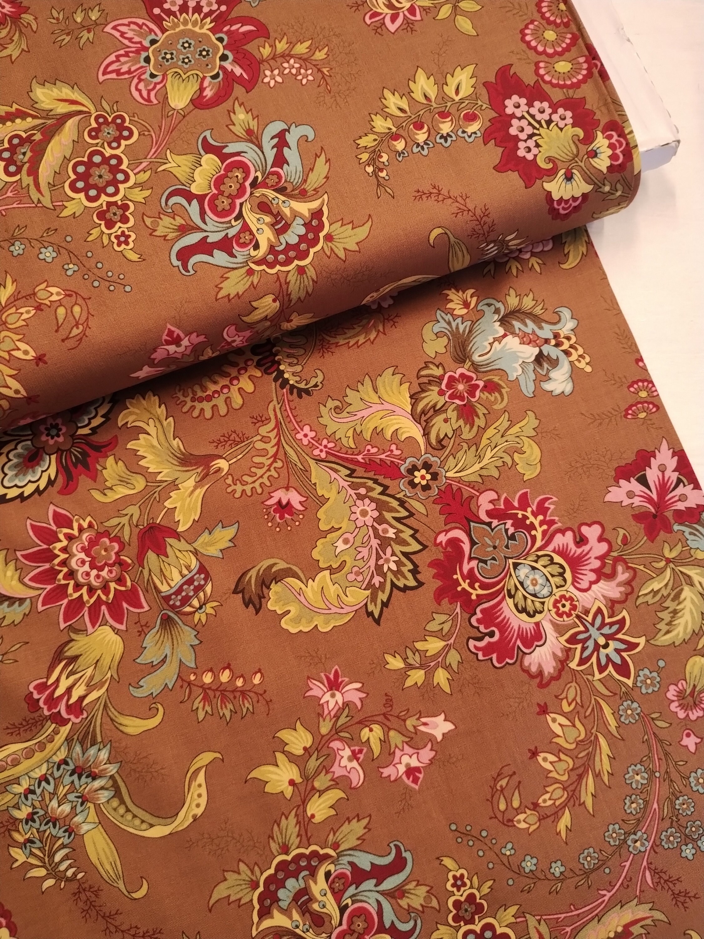 Dutch Heritage Floral Cotton Fabric, Brown Pompadour Print, Quilting ...