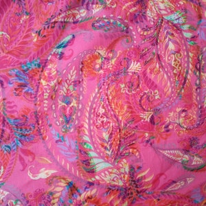 Beautiful Pink Cerise Paisley Tana LAWN Cotton Fabric per 50cm for Dressmaking