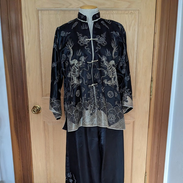 1940s 50s Chinese Silk Embroidered Pajamas Pants Jacket