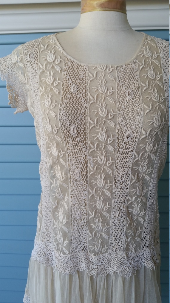 Vintage 1920's Mixed Lace Wedding Dress - image 2