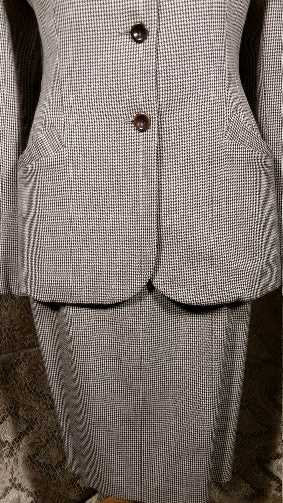 1980s Norma Kamali Power Suit - image 3