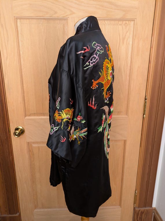 70s Embroidered Chinese Coat Dragon and Phoenix - image 4