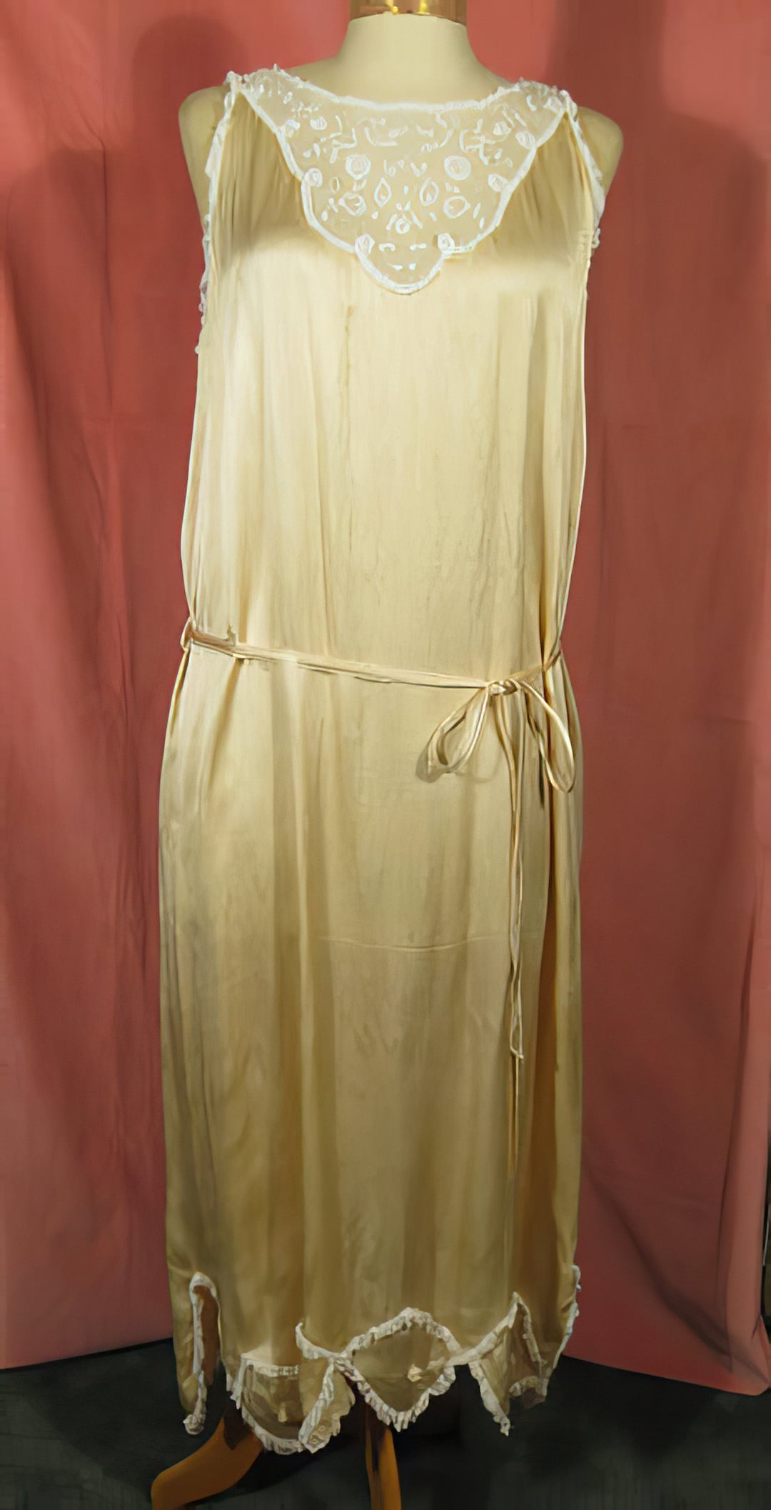 1920s Silk and Lace Nightgown - Etsy