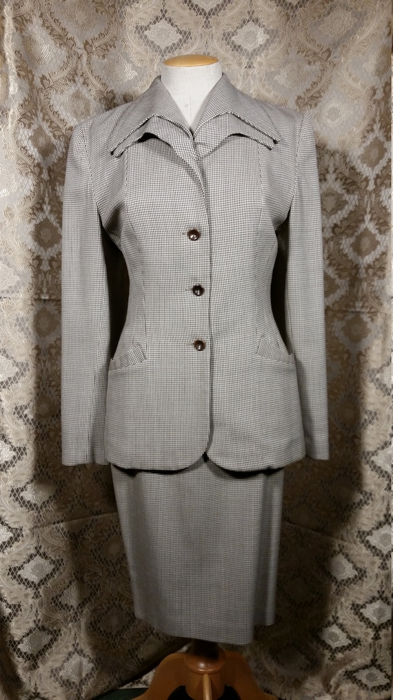 1980s Norma Kamali Power Suit - image 1