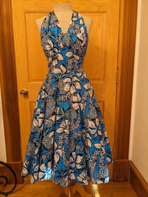 1950s Hawaiian Dress Full Skirt