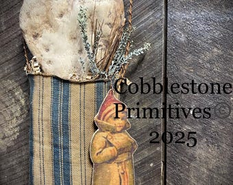 Primitive peg hanger