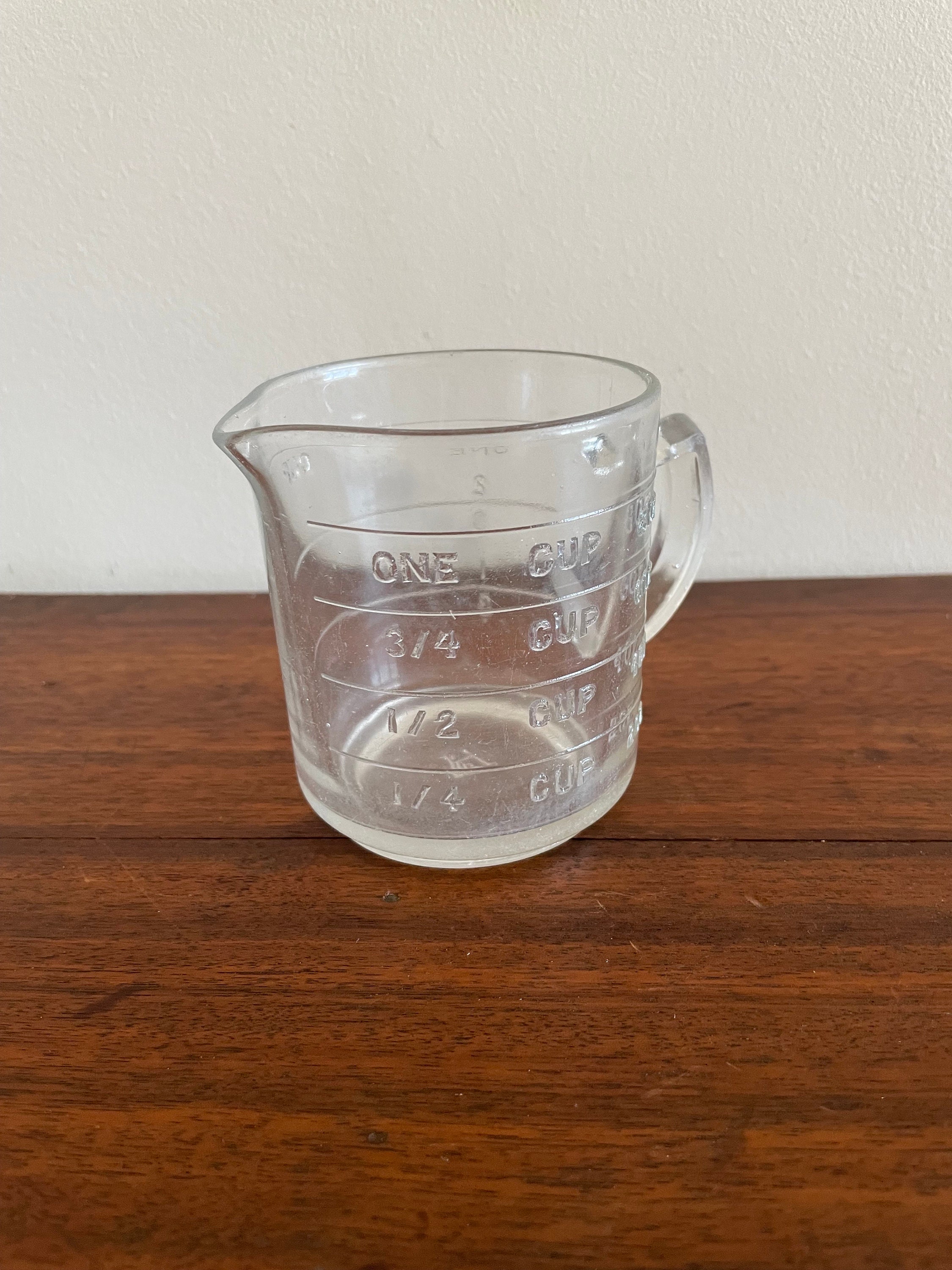 Vintage PYREX - Borosilicate Glass Cookware - Measuring Cup 0.5 L –  IcedTeaPitcher.com