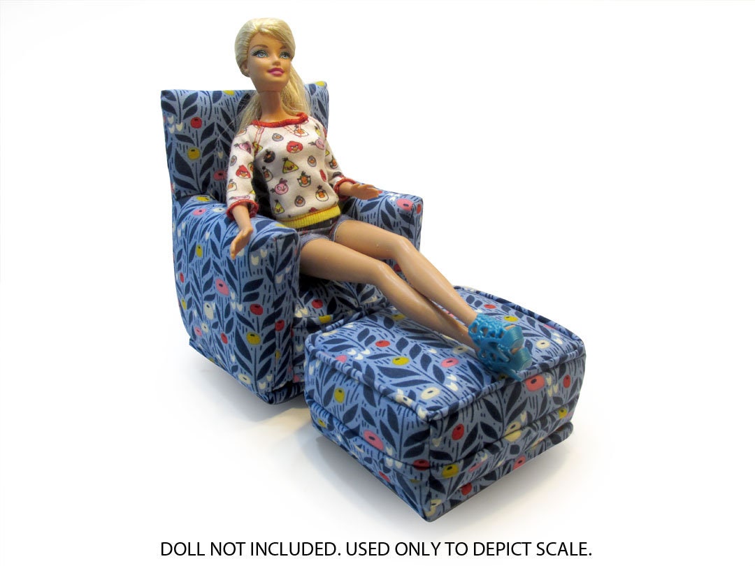 Barbie Doll Living Room Chair & OttomanBlue flower print16 Scale