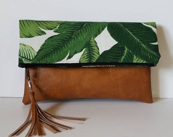 Palm Leaf Print Foldover Clutch/Palm leaf Oversize Clutch Bag/Green Vegan Leather Foldover Purse/Faux Leather Fold Over Bag/Gift for Her