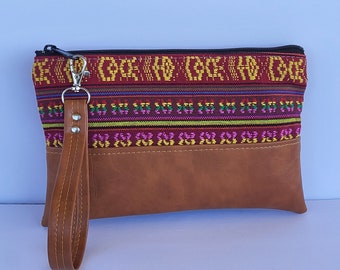 Vegan Wristlet Clutch Bag/IPhone Wallet with Detachable Strap/Wristlet Purse/Gift for Wife/Mothers Day Gift/Gift for Her/Girlfriend gift