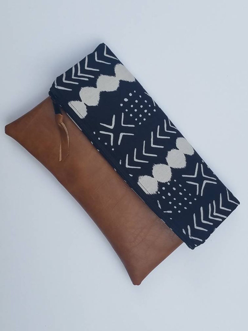 Embrague plegable con estampado de hoja de palma/bolso clutch de gran tamaño de hoja de palma/monedero plegable de cuero vegano verde/bolso plegable de cuero sintético/regalo para ella imagen 5