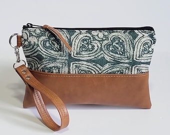 Vegan Wristlet Clutch Bag/IPhone Wallet with Detachable Strap/Wristlet Purse/Gift for Wife/Mothers Day Gift/Gift for Her/Girlfriend gift