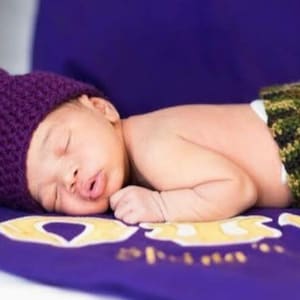 Future Que, Omega baby hat