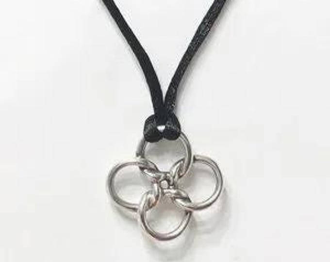 Tiffany & Co. Elsa  Peretti Quadrifoglio Pendant 925 Sterling Silver