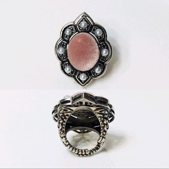 Gucci Rose Velvet Pearl Cocktail Ring Free US Shi… - image 3