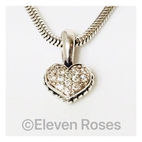 Bezeled Diamond Heart Necklace – ShopMamaBijoux