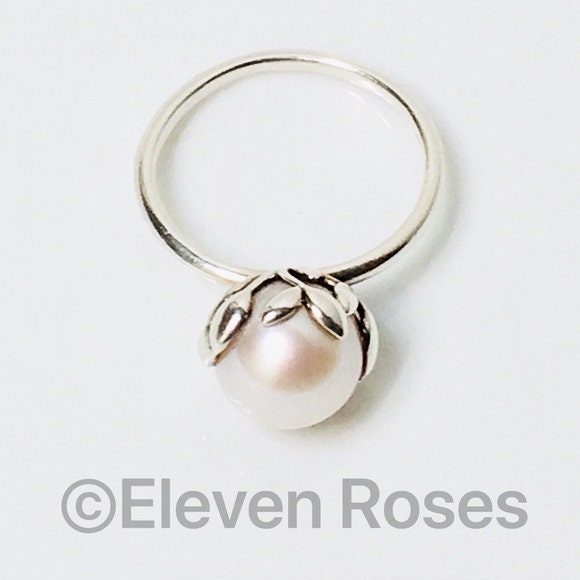 tiffany olive leaf pearl ring