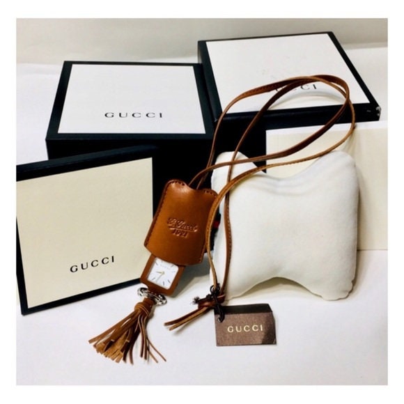 Gucci 1921 Leather Pendant Necklace Pocket Watch
