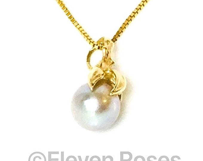 14k Gold Akoya Pearl Solitaire Pendant Necklace