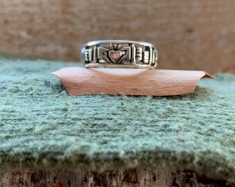 Silver 925 Claddagh design ring