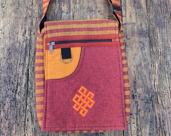 Crossbody everyday bag (regular/crimson)