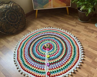 Crochet Christmas Tree Skirt: Vintage 70’s Style - Boho Retro Xmas
