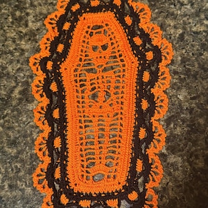 Crochet Skeleton in Coffin Doily: Halloween Goth Decor