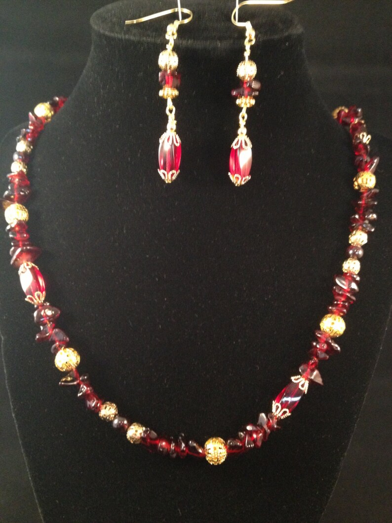 Red and Gold Necklace Set Etsy