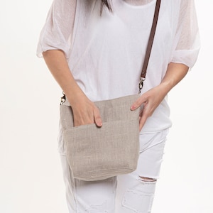 Small linen crossbody bag with pocket, women&#39;s shoulder bag with zipper, vegan crossbody bag handmade with natural linen, natural cloth bag