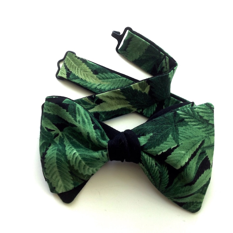 Marijuana leaf bow tie bud leaf weed cannabis bow tie | Etsy