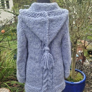 Strickjacke aus Islandwolle mit Zipfelkapuze***hellblau***L/XL